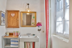 bathroom B